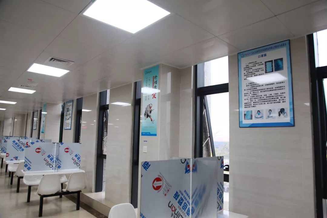 食堂2.jpg 食堂2.jpg